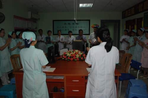 “优质护理服务示范工程”举行启动仪式