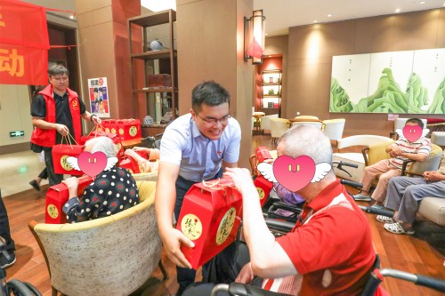 党建慰问暖人心，健康喜乐过中秋