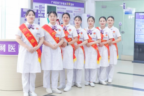 平凡岗位长坚守，温情“天使”暖病患