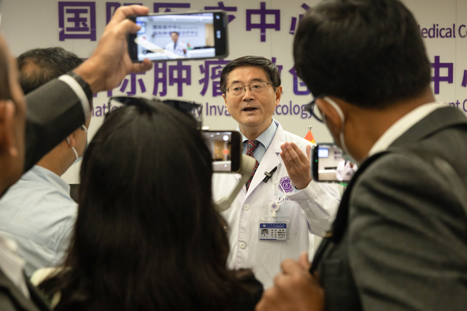 孟加拉国使馆媒体代表团打卡我院,体验国际特色医疗服务 孟加拉国使馆媒体代表团打卡我院,体验国际特色医疗服务