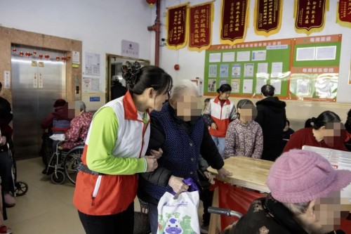 党建引领送温情，我院为颐养院长