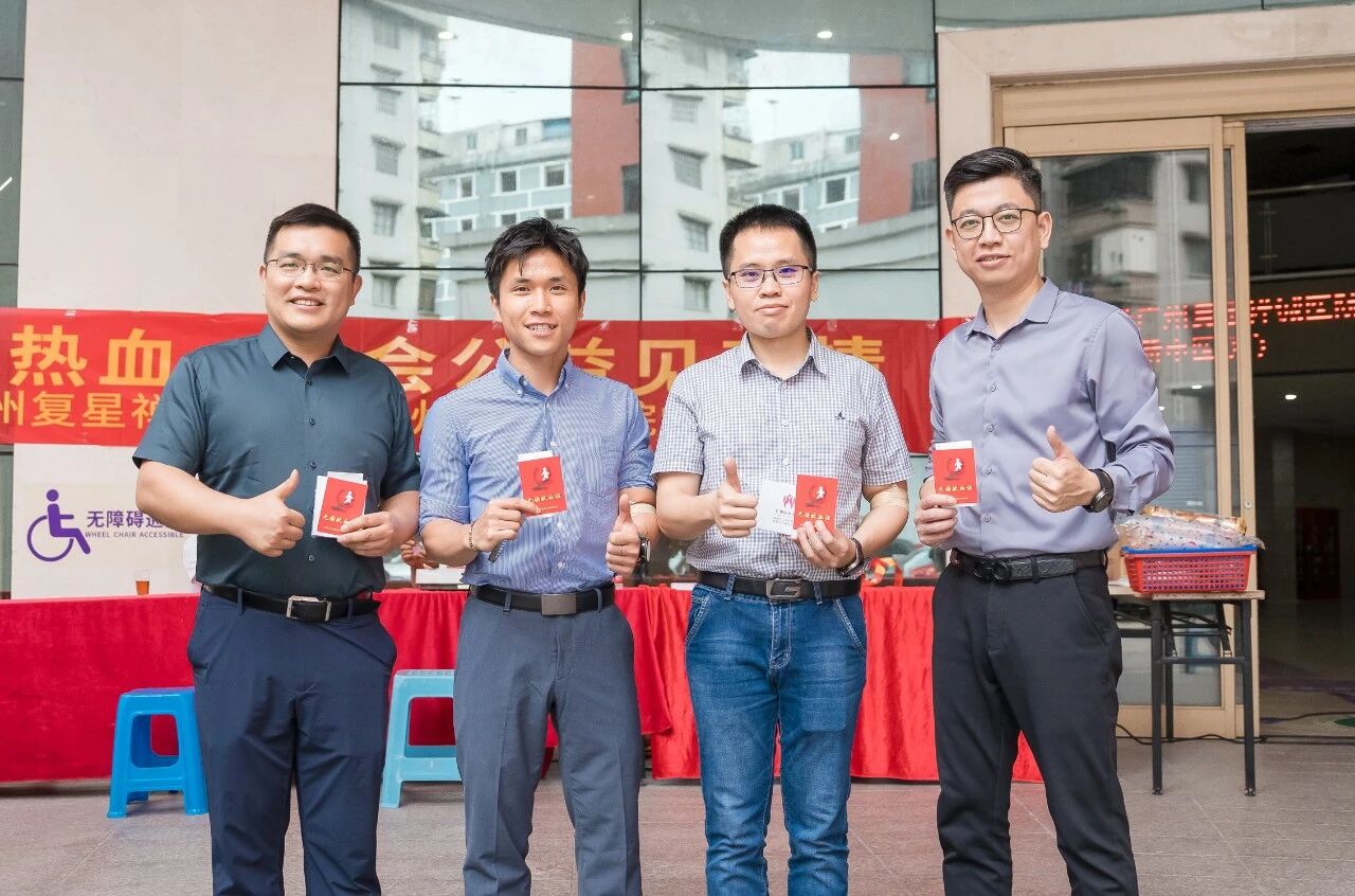 15600毫升!医护、党员纷纷撸袖,为生命“加油”! 15600毫升!医护、党员纷纷撸袖,为生命“加油”!