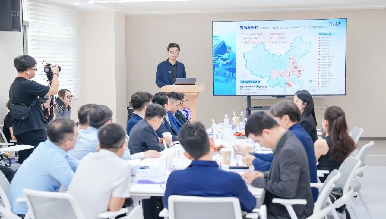 广州禅医亮相首届国际肿瘤治疗峰会,国际化医疗实力吸引多国专家组团参访 广州禅医亮相首届国际肿瘤治疗峰会,国际化医疗实力吸引多国专家组团参访